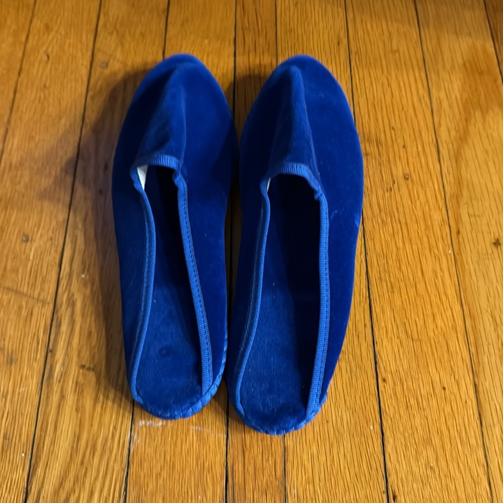 NEW Venetian Velvet Slipper Mules with Bicycle Tread soles sz 39 - Picture 2 of 3